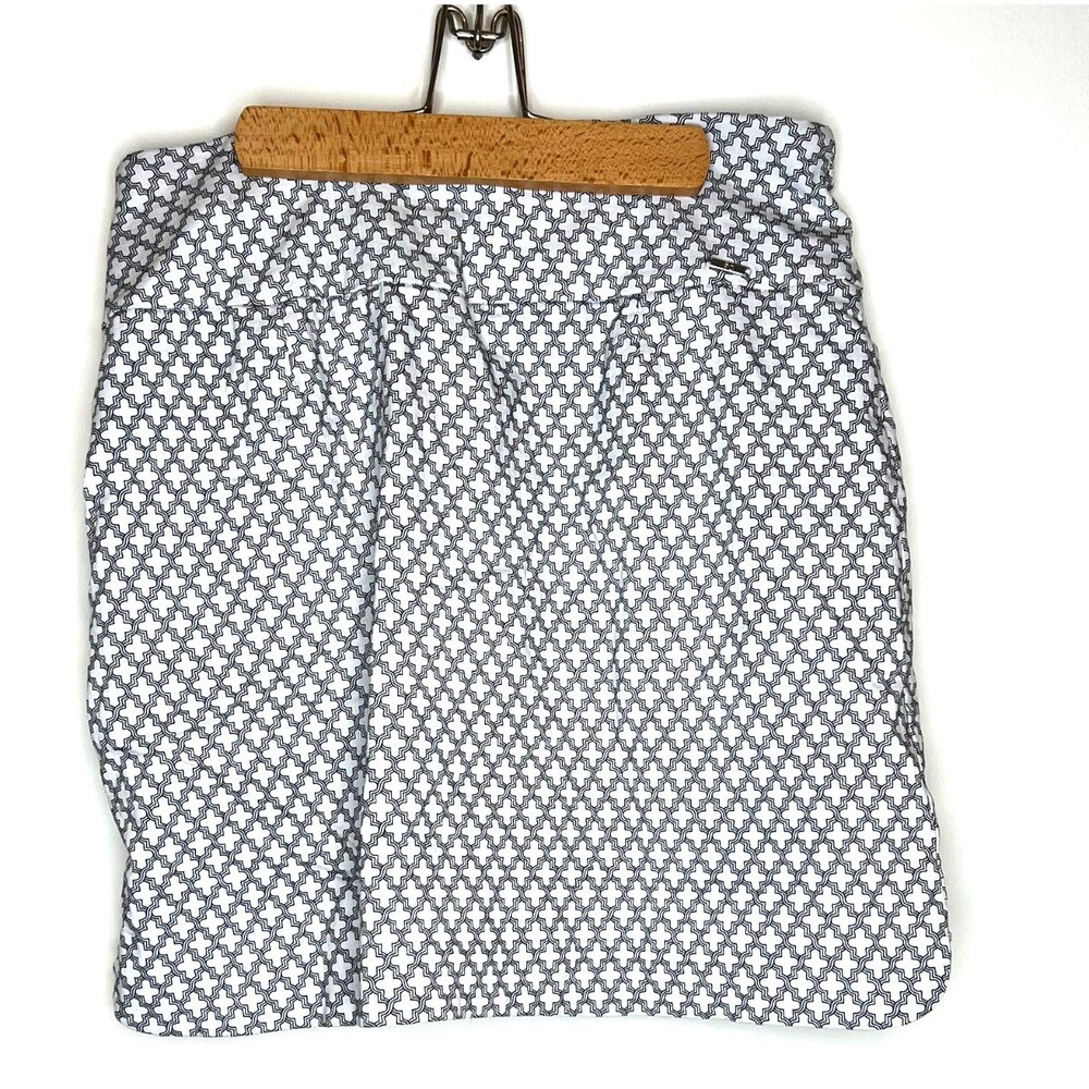 S.C. & Co 17" Women's Golf, Tennis, Pickleball Black & White Med Skort Preowned
